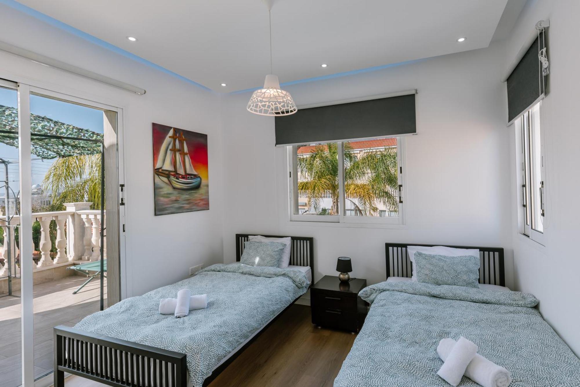 Villa Myria Paphos Esterno foto